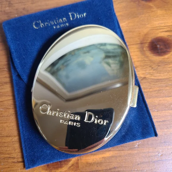 Dior Vintage Gold Compact Mirror With Dustbag Makeup Mirror - Picture 5 of 12